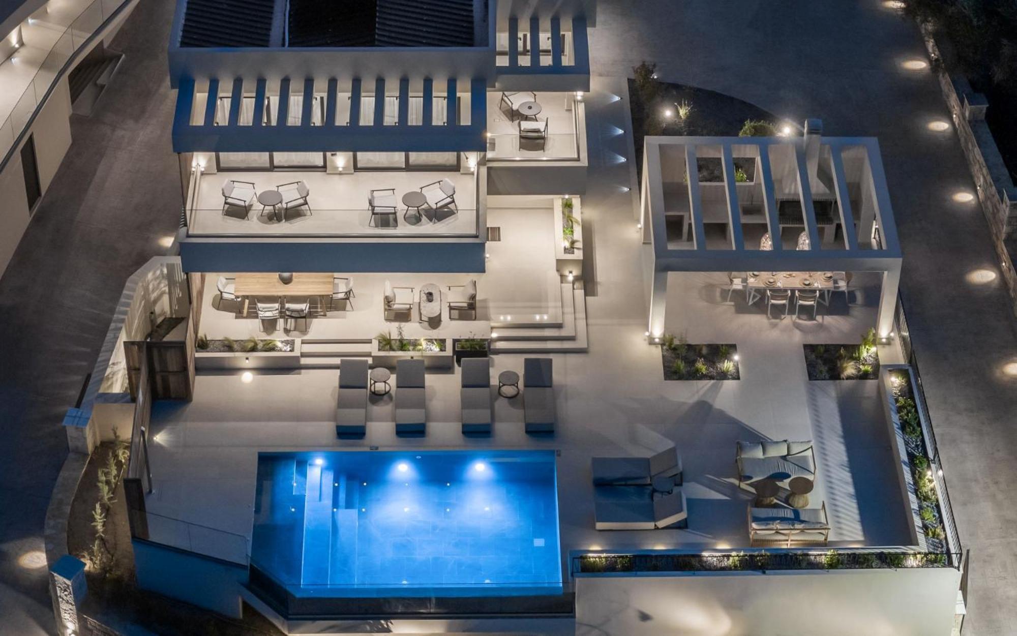 Villa Eran Luxury With Private Pool & Sea Views, By Zantewize