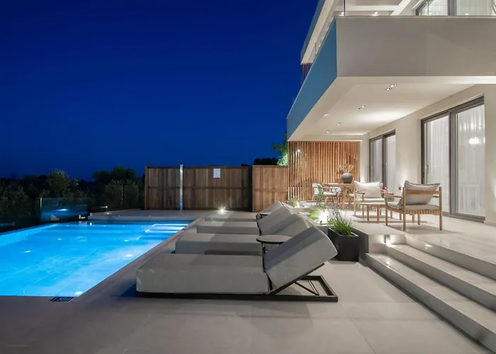 Eran Luxury Villa With Private Pool & Sea Views, By Zantewize