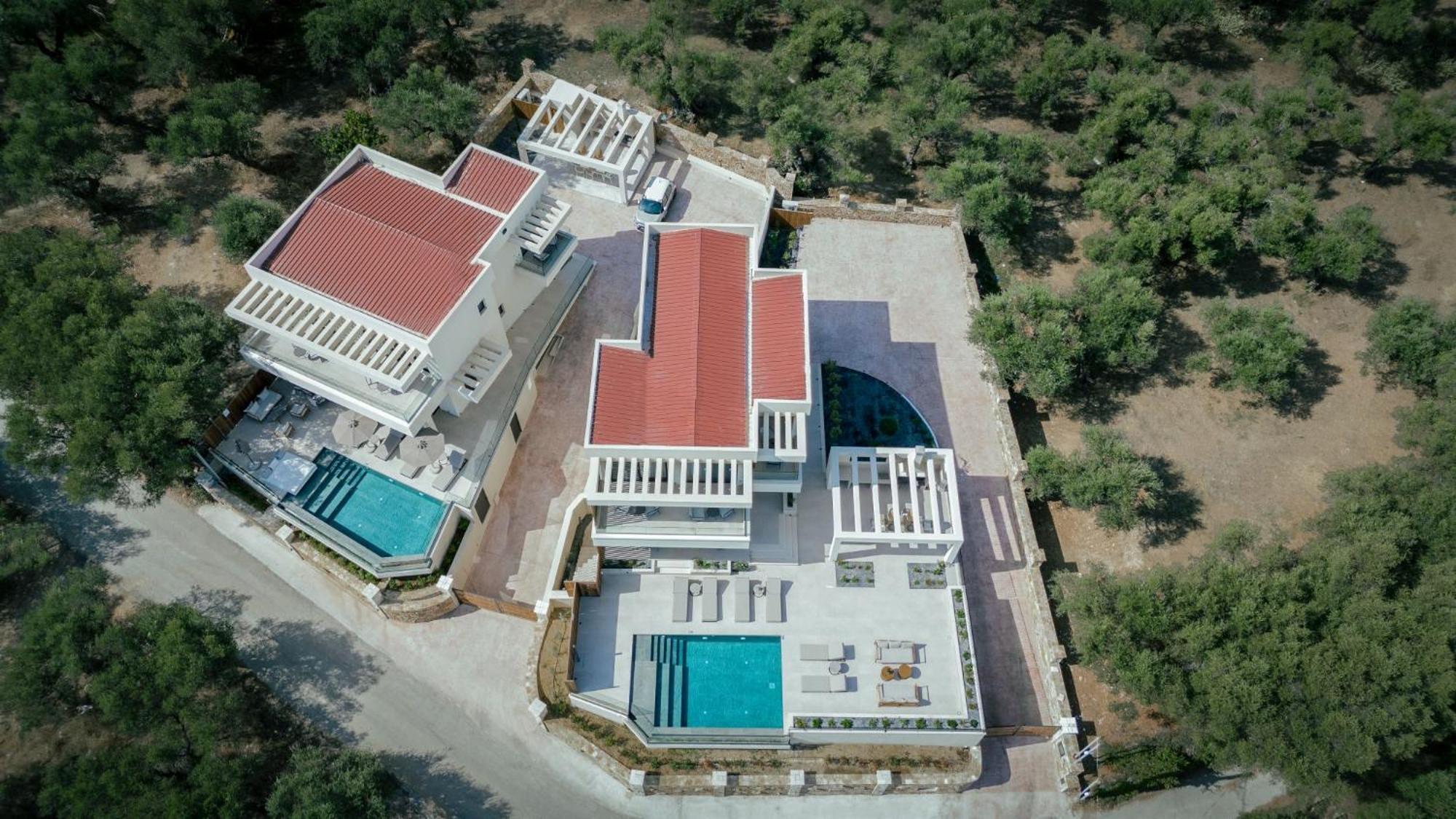Eran Luxury With Private Pool & Sea Views, By Zantewize Villa *