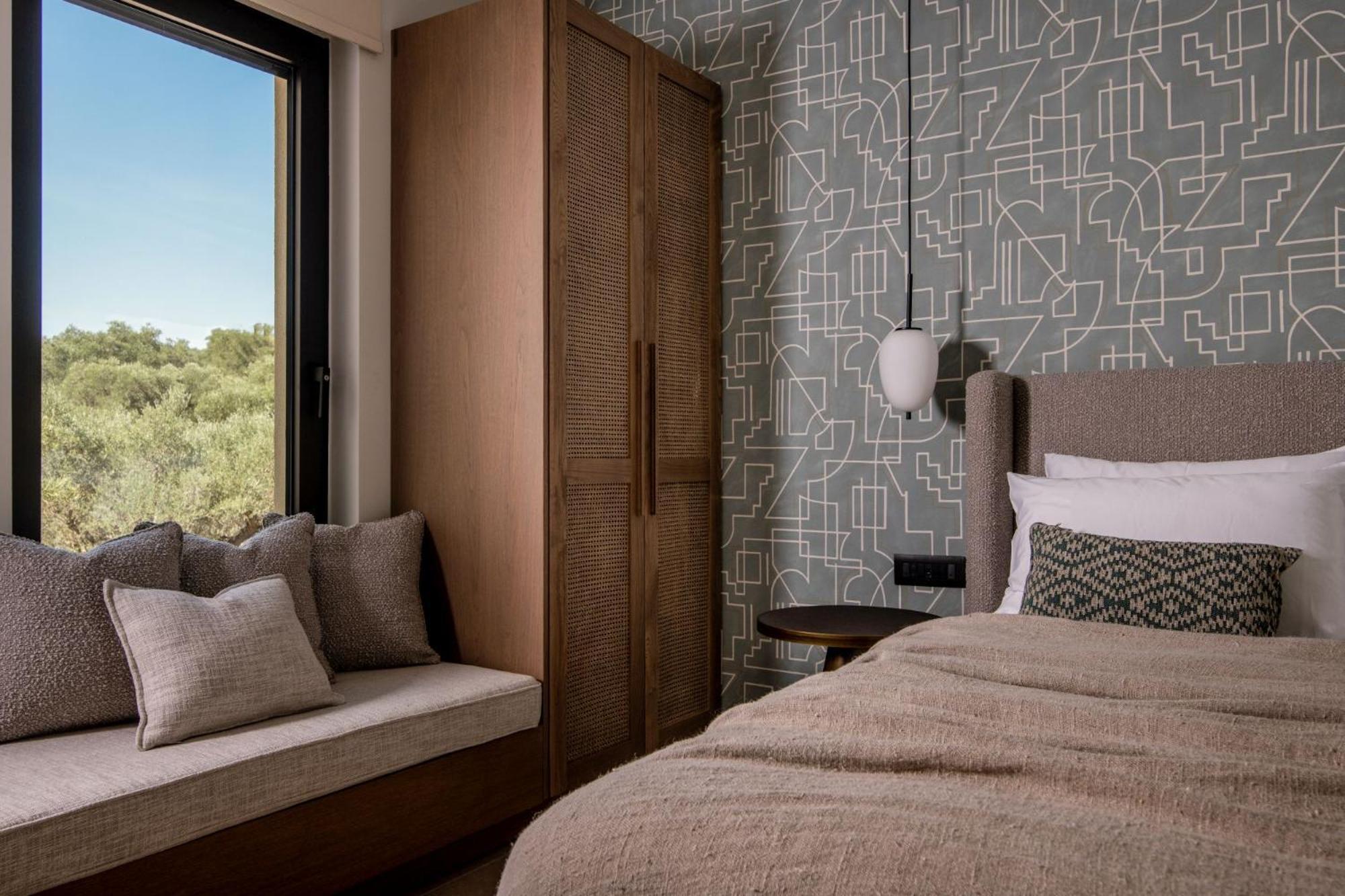 Eran Luxury With Private Pool & Sea Views, By Zantewize Villa